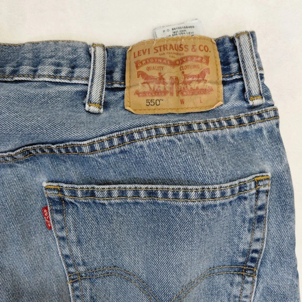 Levi's 550 Relaxed Fit Tapered Leg Light Wash Blue Denim Jeans Mens 38x38